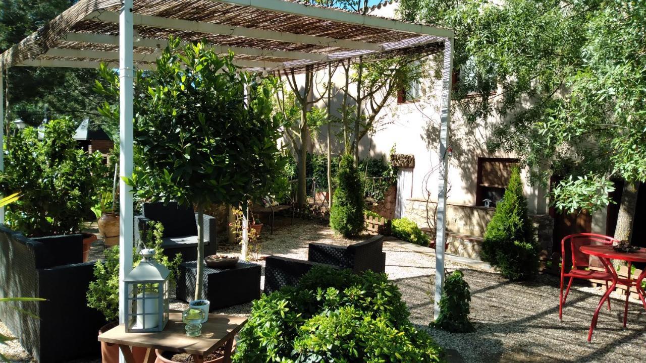 Masia El Carcaba - Moli Del Pont. Cornudella de Montsant Exterior photo